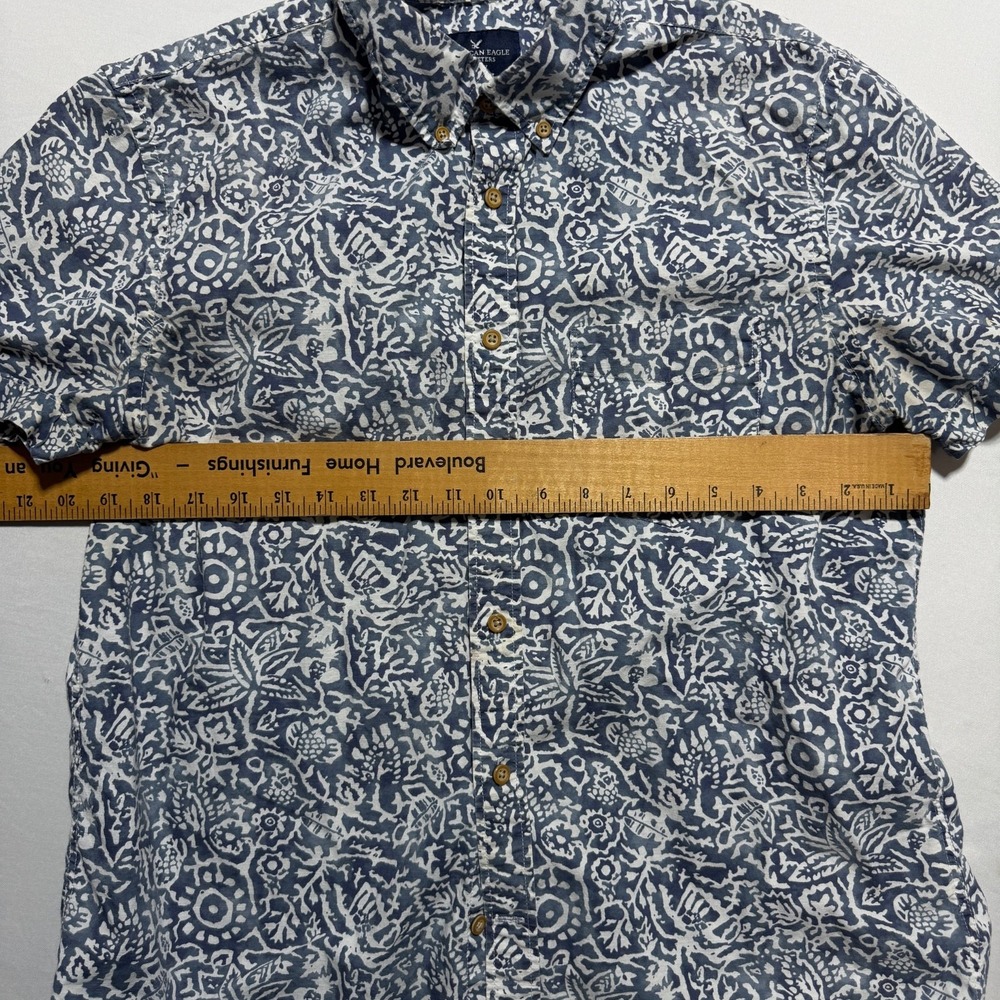 American Eagle Outfitters Short Sleeve Button Down Shirt Men's L Navy Floral - Picture 3 of 8